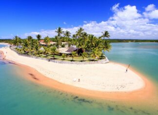Passagens Aéreas com Descontos para Porto Seguro (BA)