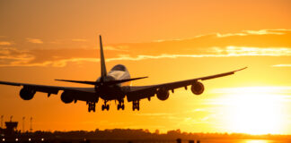 Companhias aéreas podem vender mais passagens do o número de assentos?