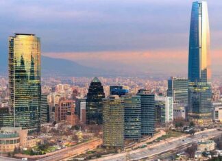 3 maneiras de achar passagens aéreas baratas para Santiago