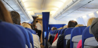 4 coisas para NÃO fazer durante um voo de avião