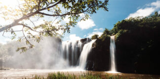 Conheça esse destino no Brasil: Poço da Esmeralda no Complexo da Vargem Grande (MG)