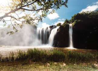 Conheça esse destino no Brasil: Poço da Esmeralda no Complexo da Vargem Grande (MG)