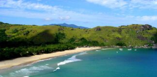Litoral paulista é cheio de trilhas bonitas que levam às praias