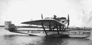 Curiosidade: você sabe qual foi o primeiro time de futebol do mundo a viajar de avião?