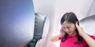 Guia para ter uma viagem de avião tranquila e que permite um bom sono