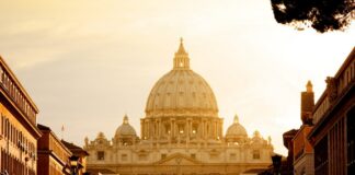 Saiba onde comprar pacote de viagem para ver santificação da Irmã Dulce no Vaticano