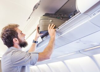 Conheça 7 dicas de etiqueta para viagens de avião