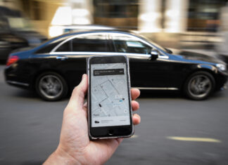 Descubra se vale a pena andar de Uber em viagens para outros estados