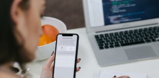 Agenda no celular - Veja 7 aplicativos de anotações para viagens