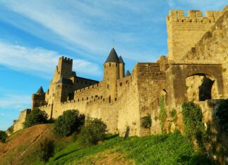 Descubra 5 países europeus medievais para viajar neste ano países europeus medievais