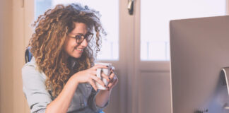 Confira 5 dicas para tornar o local de trabalho home office mais produtivo local de trabalho home office