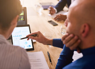 Investir dinheiro para a viagem - saiba o que são os fundos DI o que são os fundos DI