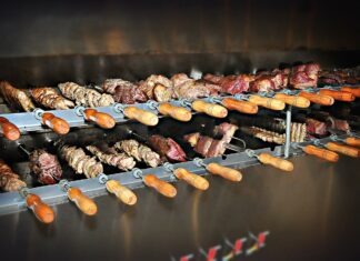 Restaurante brasileiro em Vancouver? Conheça a Rio Brazilian Steakhouse Restaurante brasileiro em Vancouver