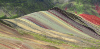 A montanha colorida do Peru vale a pena? Saiba sobre a trilha até o topo da Vinicunca montanha colorida do Peru vale a pena