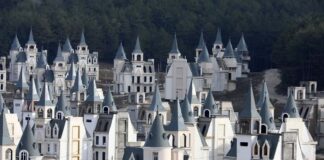 Saiba a história dos castelos abandonados na Turquia castelos abandonados na Turquia