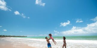 Descubra 4 praias de Alagoas e saiba como aproveitar Maceió com os filhos Maceió com os filhos