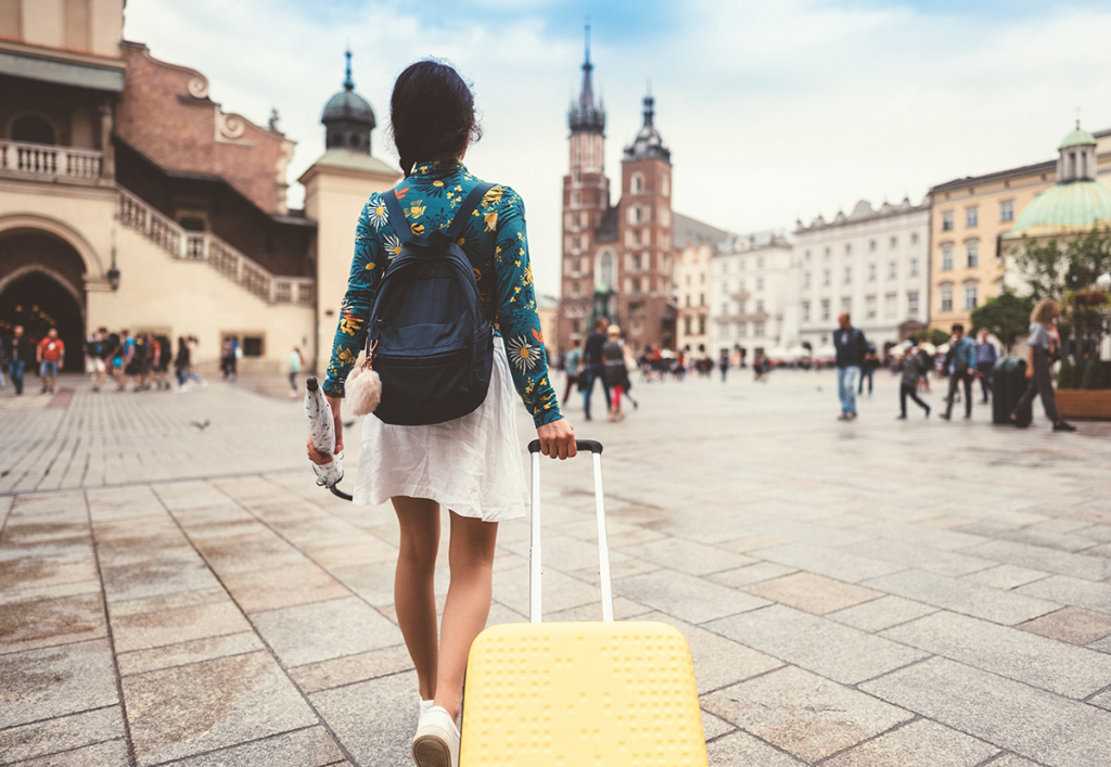 viajar com 2 mil reais para o exterior