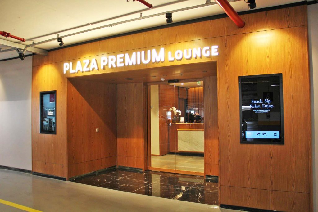 entrar em uma sala VIP em aeroportos