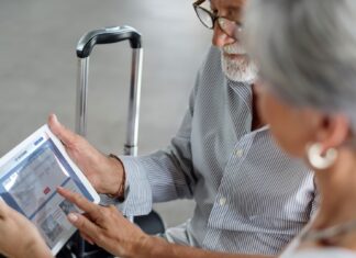 É verdade que idosos tem direito a 50% na passagem aérea?