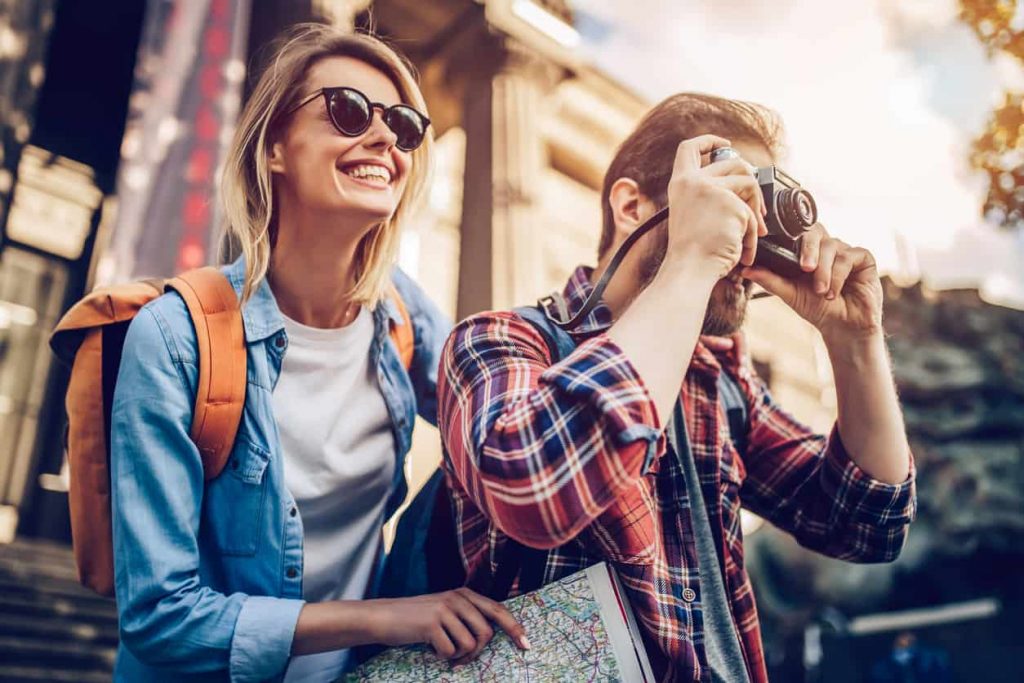 Leia essas 5 dicas fáceis para investidores iniciantes ganhar dinheiro para viajar