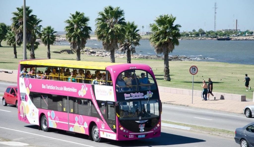 Planejamento de viagem de ônibus para a praia